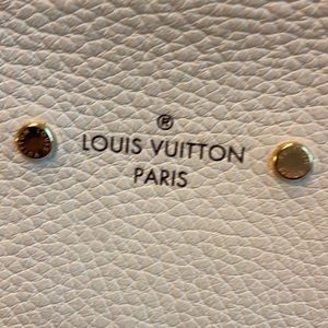 Meet your Posher, Diana